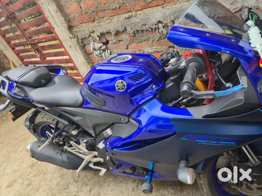 R15 V4 (new condition )