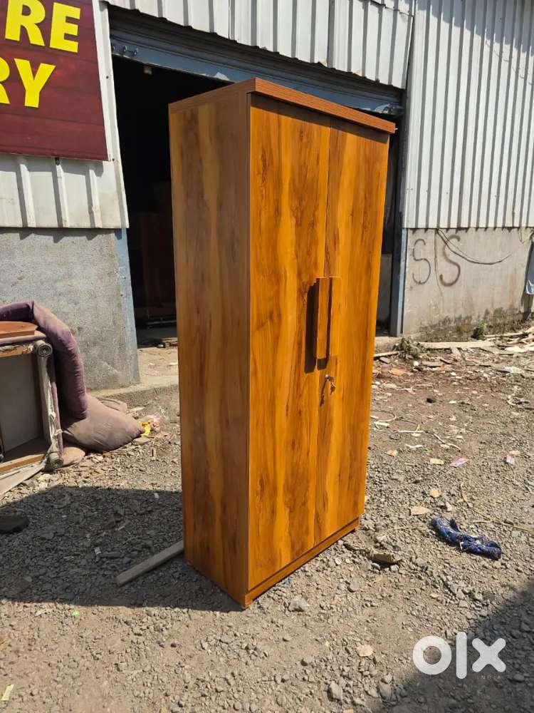 2 door Wardrobe on rent.