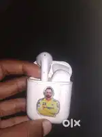 i12 Earbuds good condition