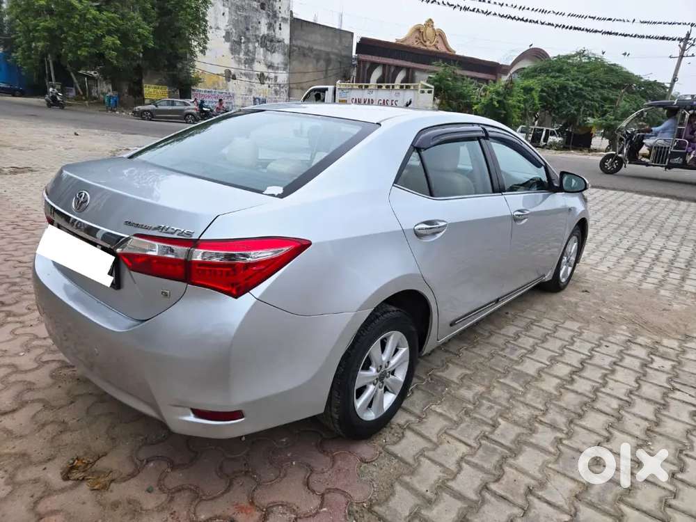 Toyota Corolla Altis 2015 Petrol 77000 Km Driven