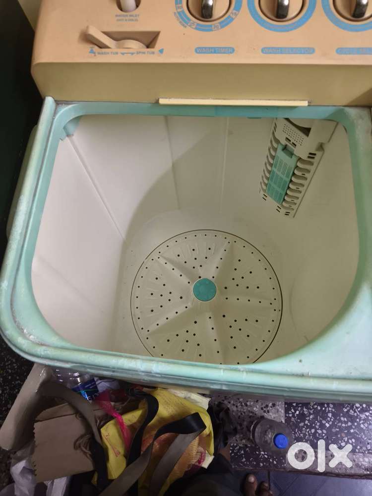 Onida 7 kg top load semi automatic washing machine