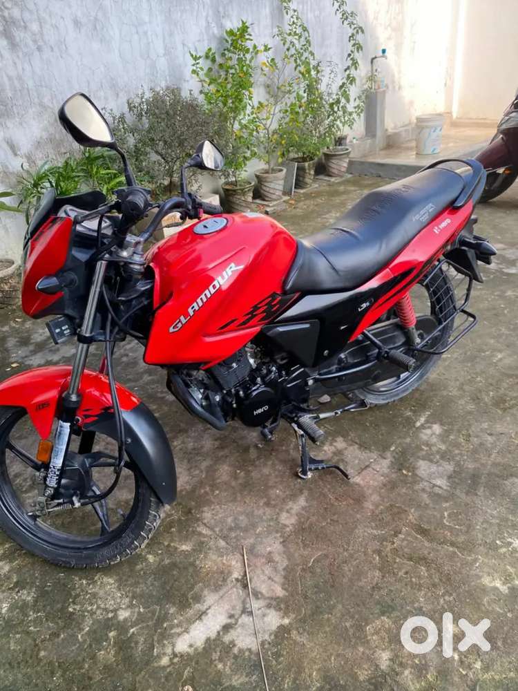 Gadi akdmm new condition ki hai or kl hi gadi ka service krwaya hu