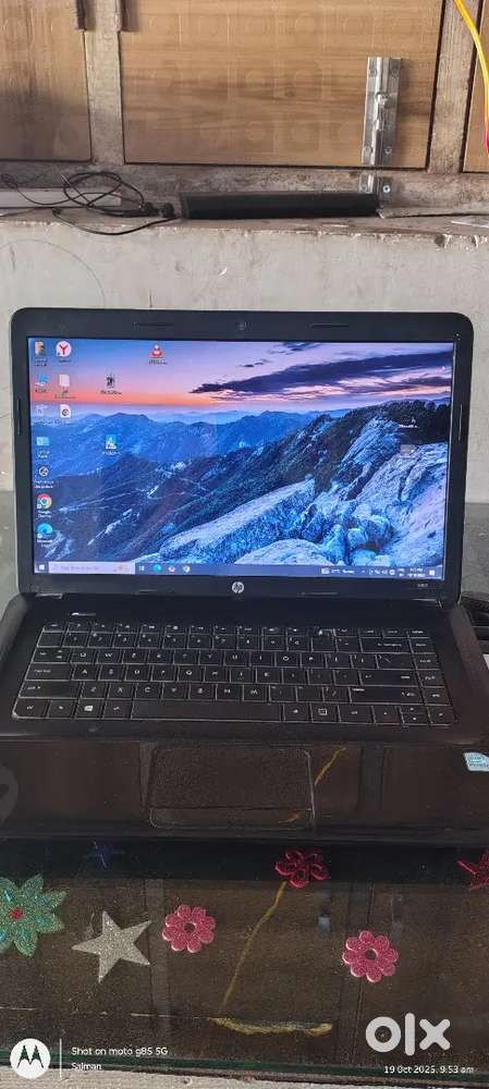 Hp laptop 512 gb hardisk 128 gb ssd, argent seling ,peso ki problem,