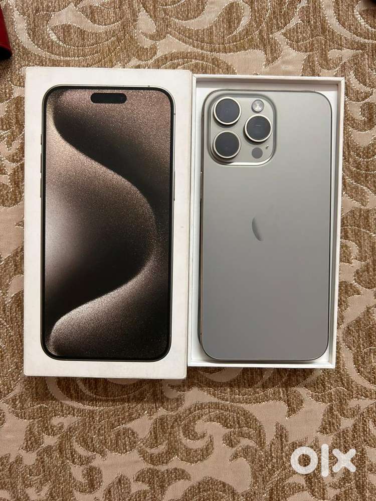 Apple i phone 15 pro max 256 gb  box cable for sale .