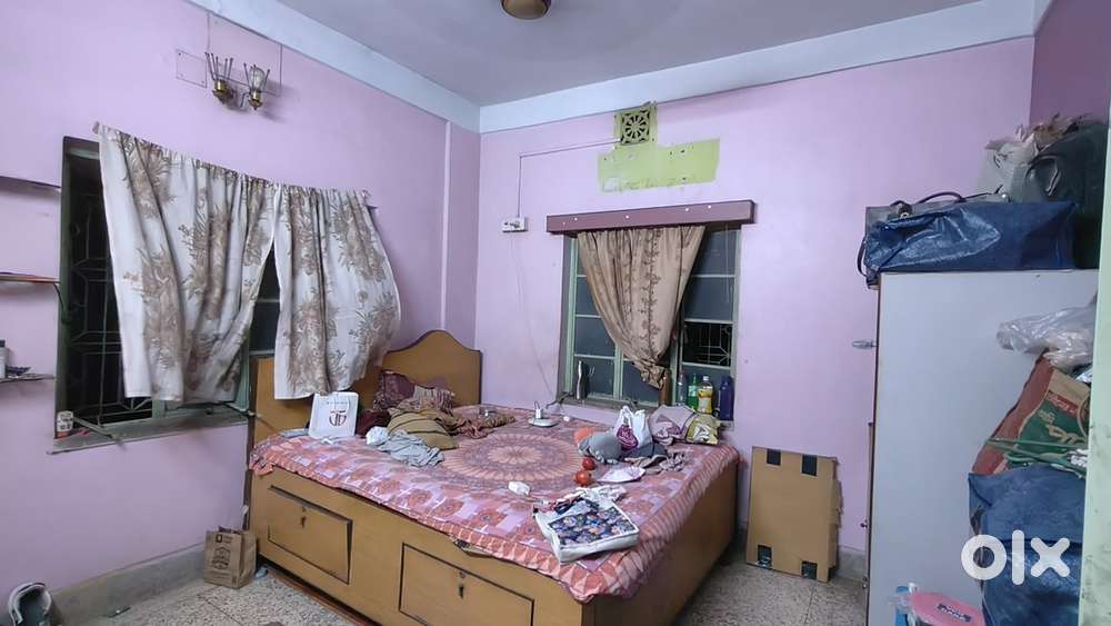 Required female flatmate