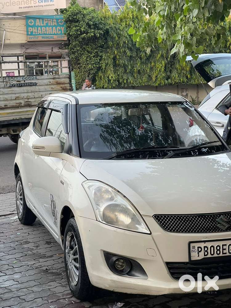 Maruti Suzuki Swift 2013 Diesel 68000 Km Driven