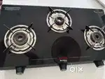 Glass top 3 burner Gas stove