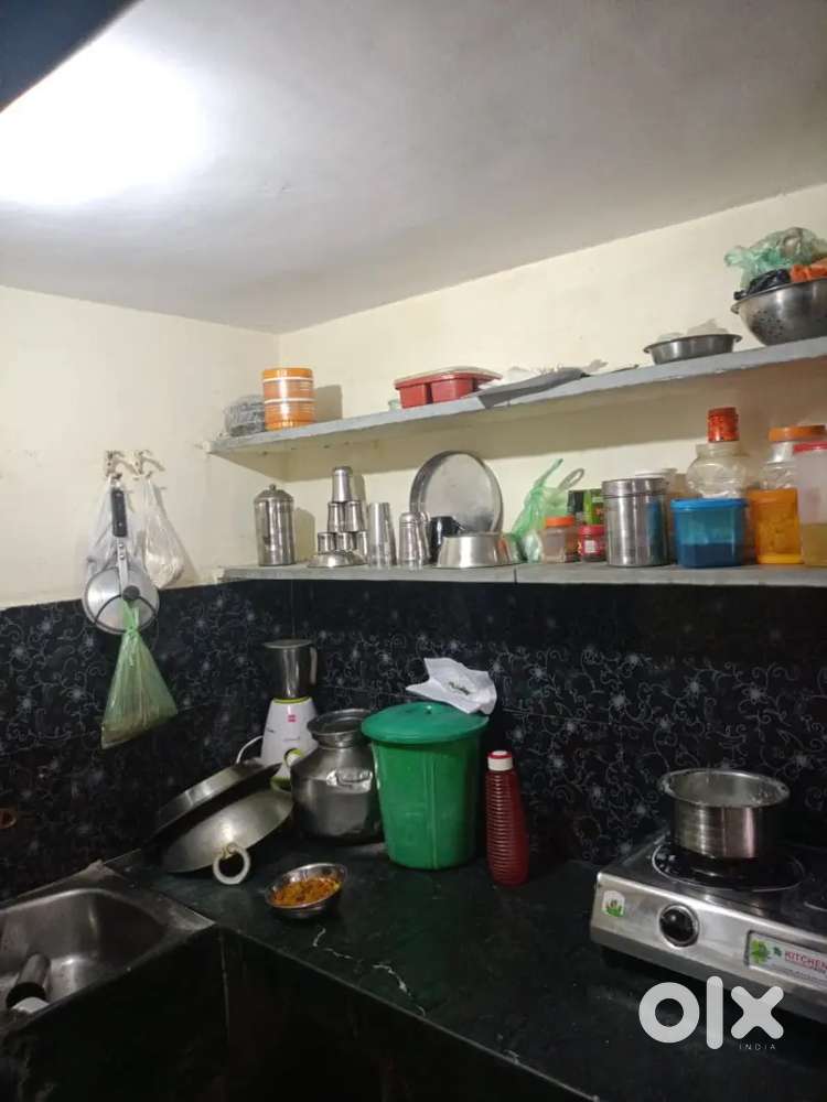 Rent on room and with kitchen