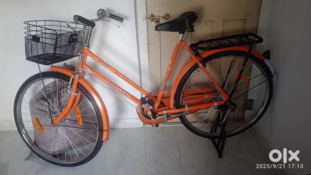 Streethawk kids bicycle in orange color