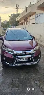 Honda WR-V 2018 Diesel Well Maintained VX TOP END and SUNROOF