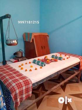 3000rs good condition Karma massage centre search on Google mapMassage table Rishikesh Near Janki se...