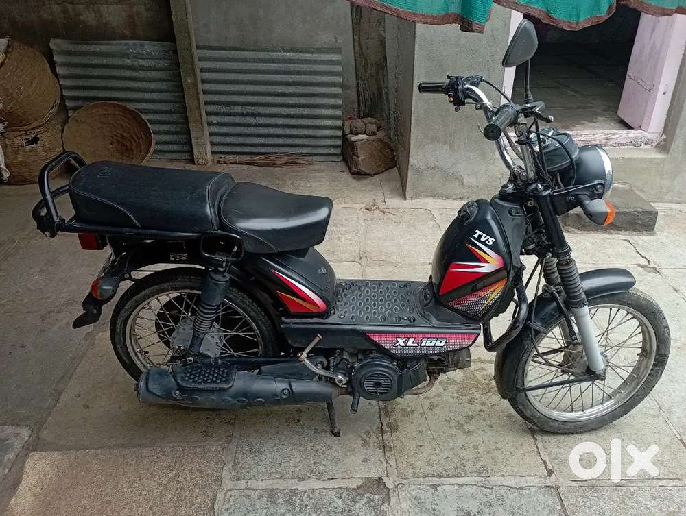 TVS XL 100