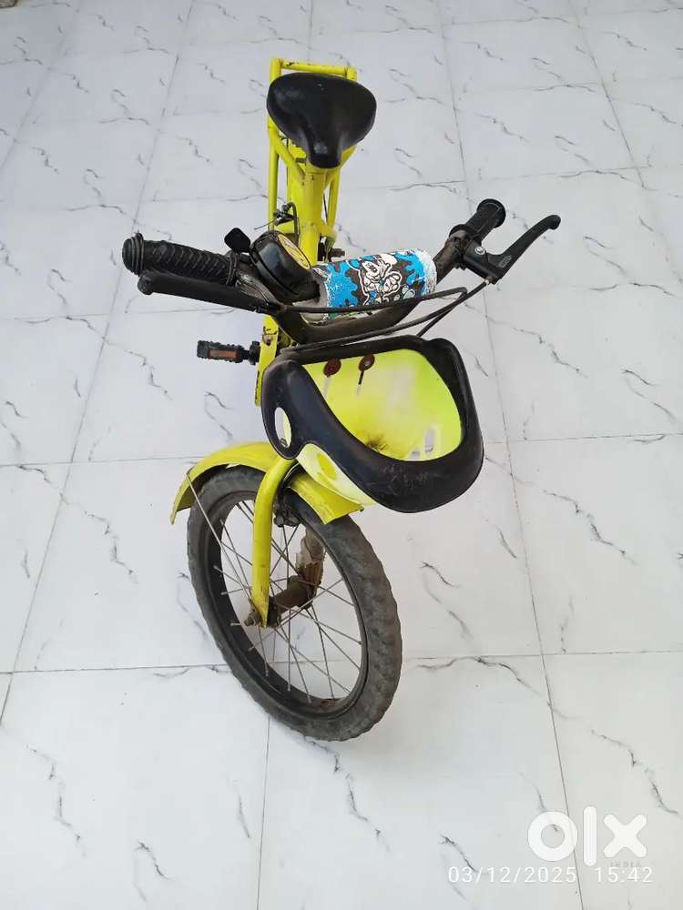 KIDS Cycle only 11 month old.