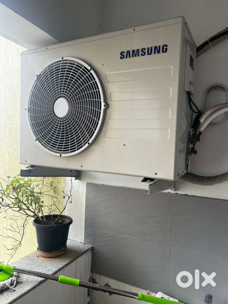 Samsung Split AC 1.5 tonne with stabilizer