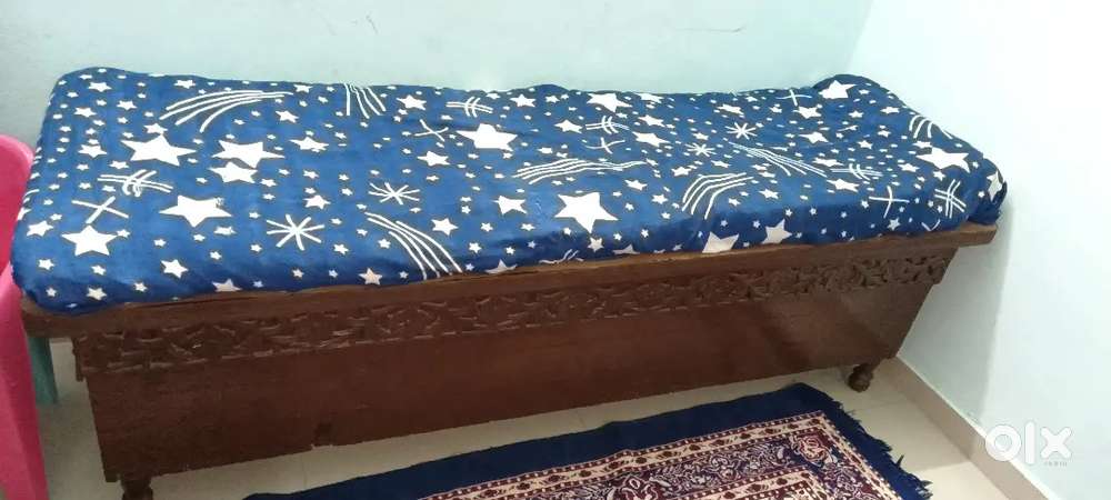 Single diwan and kitchen storage