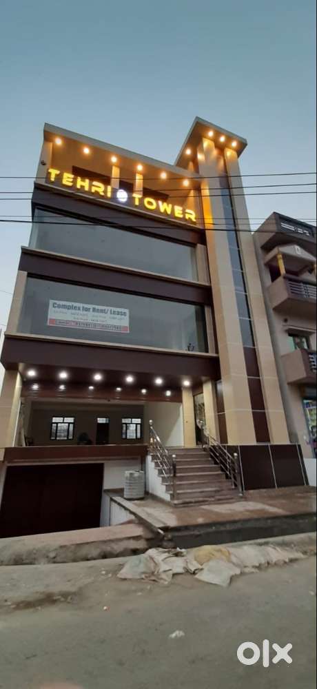 Spacious Commercial Space for Rent - Prime Location at Saraswati Vihar