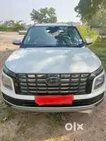 Hyundai Venue, 2022, Petrol