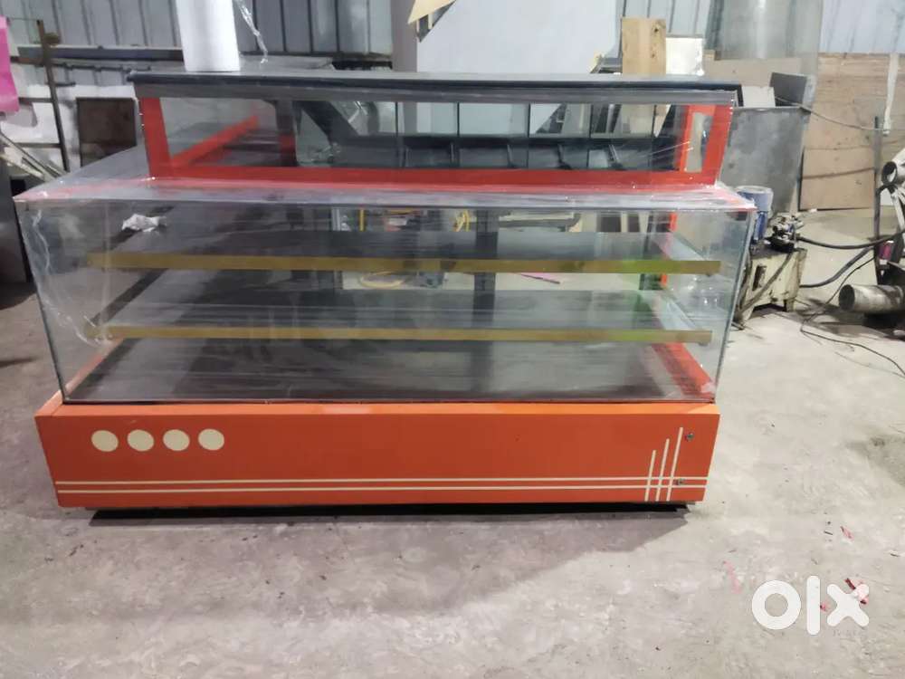 Bakery show case