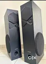 Thomson tower speaker..100w  BLUETOOTH.  FM. USB. .AUX