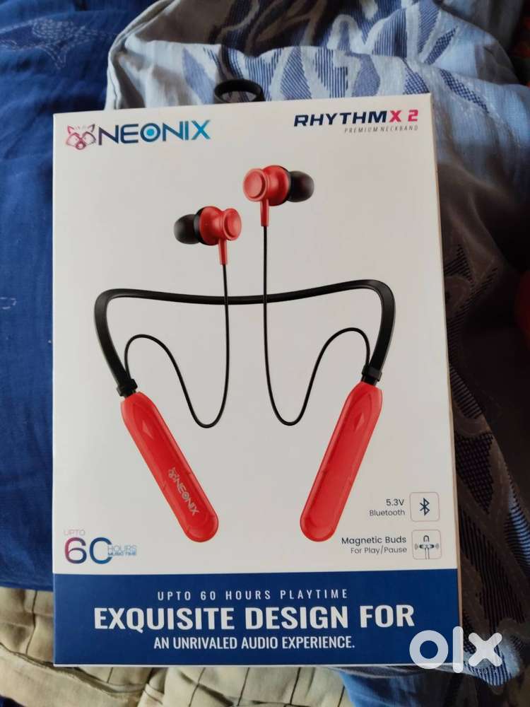 NEONIX EARBAND NEW CONDITION 60HR PLAYBACK