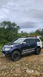 Mitsubishi Pajero Sport Offroad spec