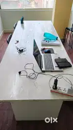 Conference Table white with 8  seatings