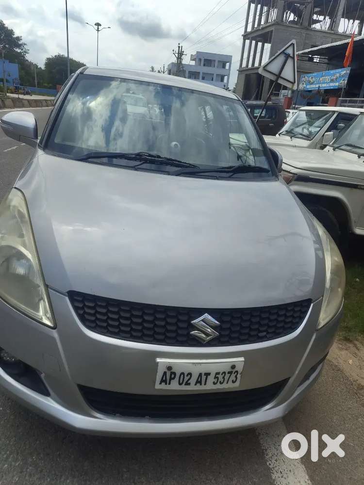 Maruti Suzuki Swift 2013 Diesel Well Maintained urgent sale