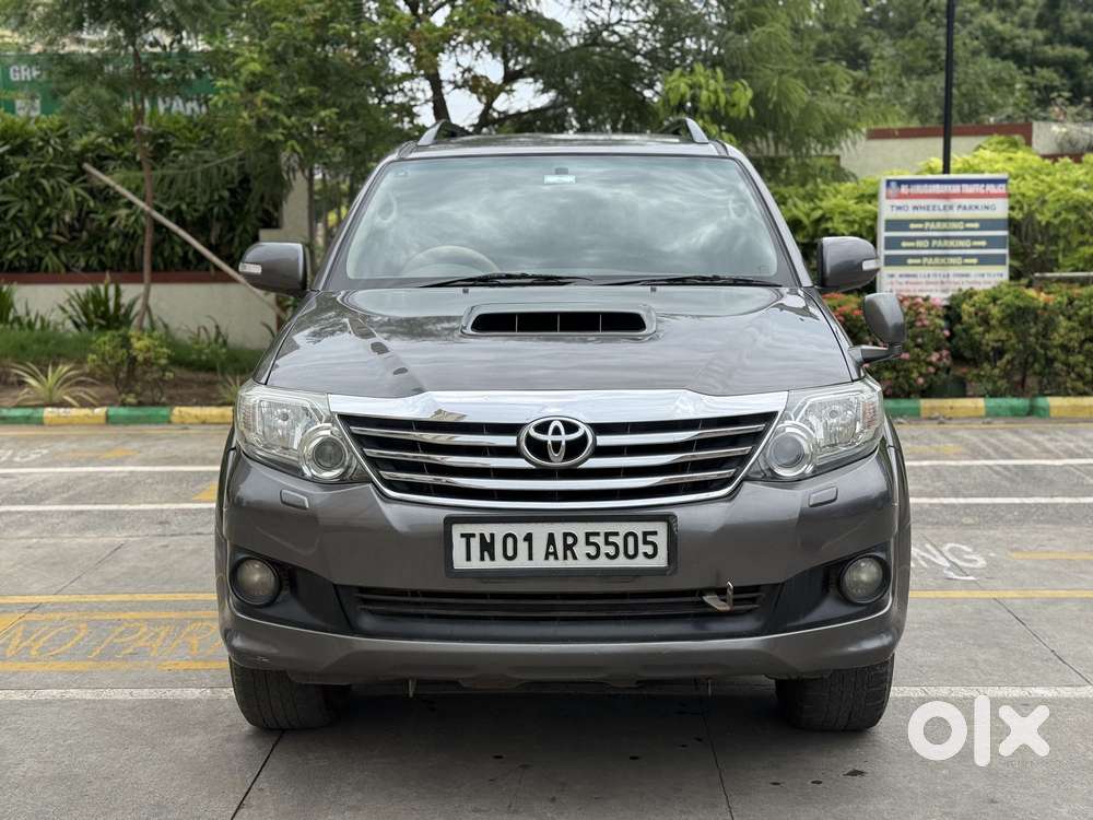 Toyota Fortuner 2011-2016 4x4 MT, 2012, Diesel