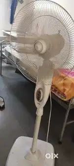 GM Stand Fan