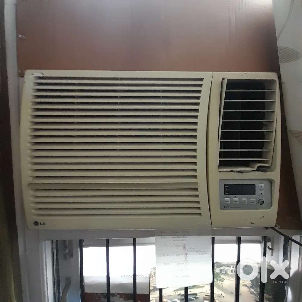1 ton LG make window AC