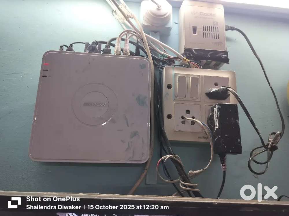 Hik vision dvr and SMPS power bechna hai