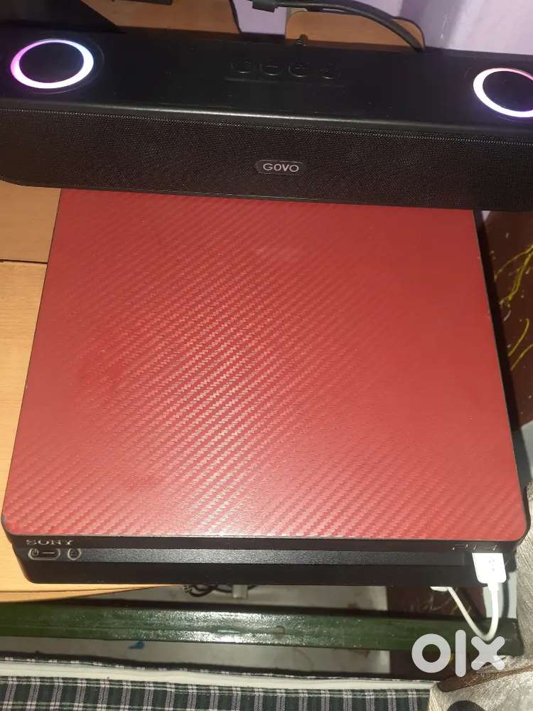 Playstation 4 slim version 9.0