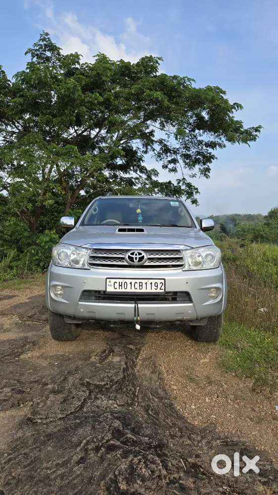 Toyota Fortuner 4×4 2011