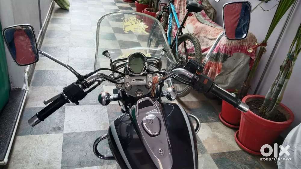 Bajaj Avenger 220 cruise 2018
