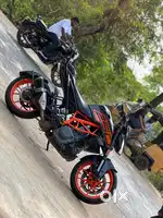 Duke 250cc  super moto mode on this bike futures