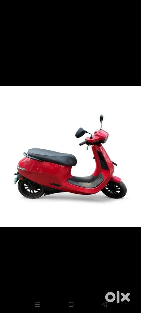 BRAND NEW condition ola s1. Like new. No scratches. Only 2200 Driven.