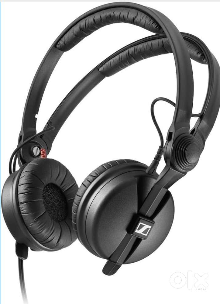 SENNHEISER HD 25 plus Professional DJ headphones