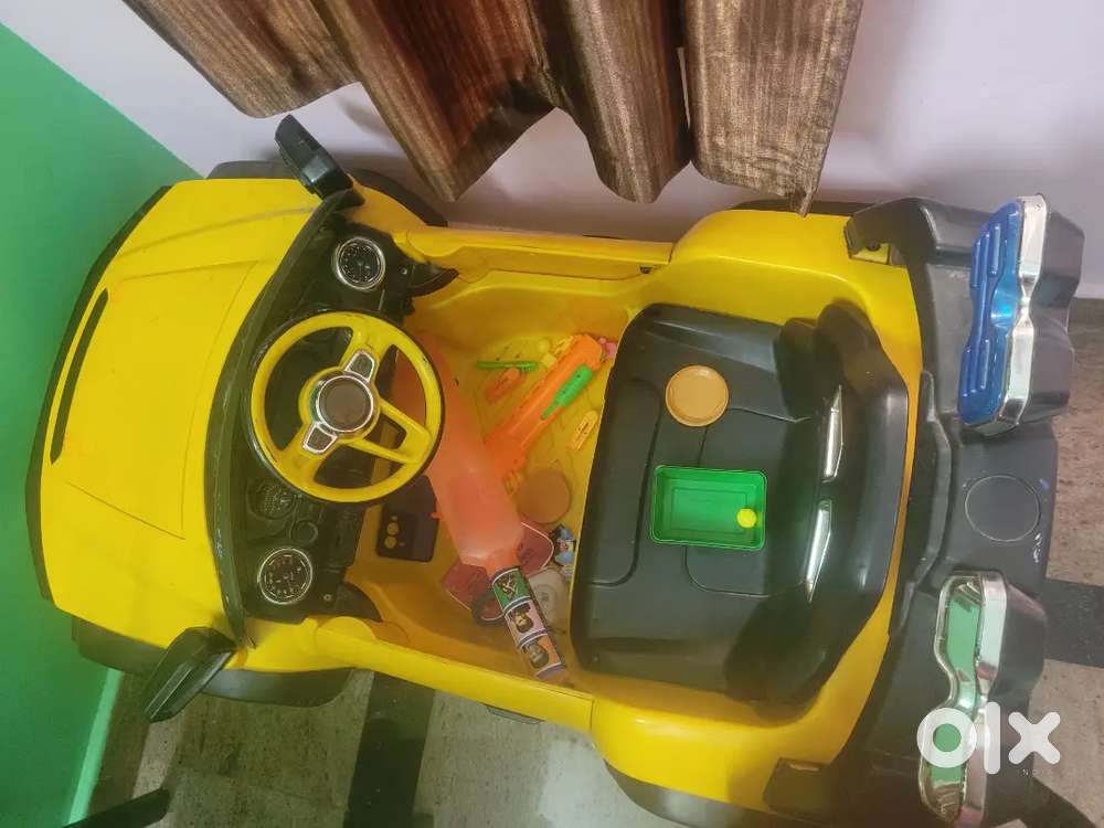 Kids battery car
