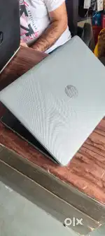Hp Slim laptop i3 6th gen 8gb 256gb ssd