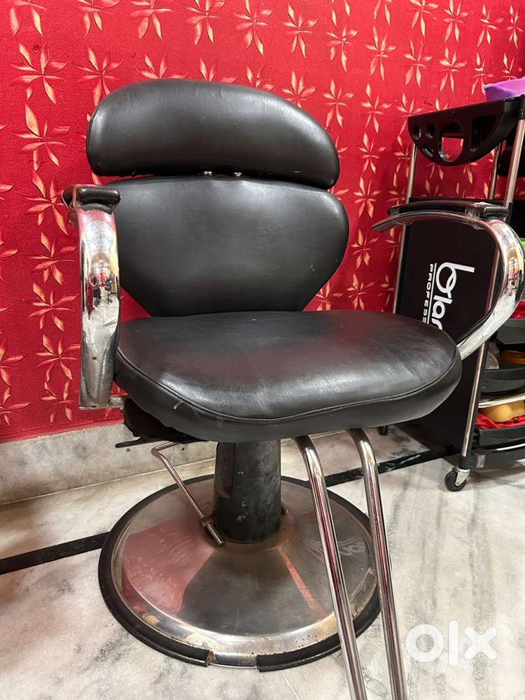 salon chair