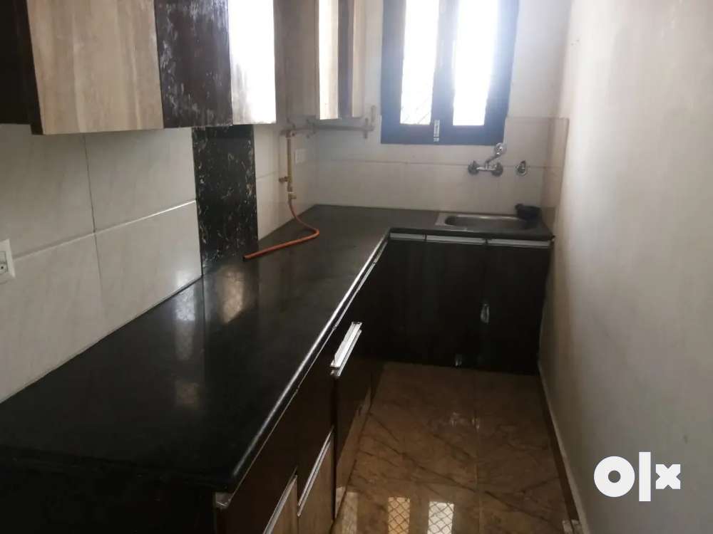 2 BHK flat for rent new property in Indirapuram