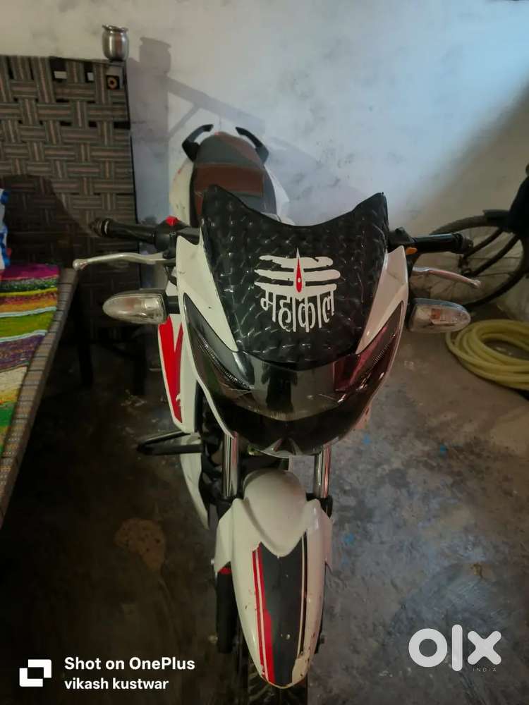 Apache RTR 160/mp30/ average 45,50/bettery 2 year warranty card