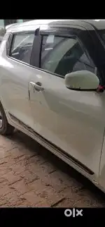 Maruti Suzuki New-gen Swift 2022 Petrol 27000 Km Driven