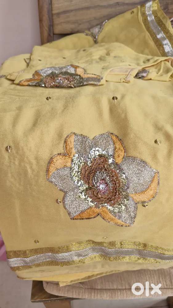 Pre loved heavy party wear  Sarees