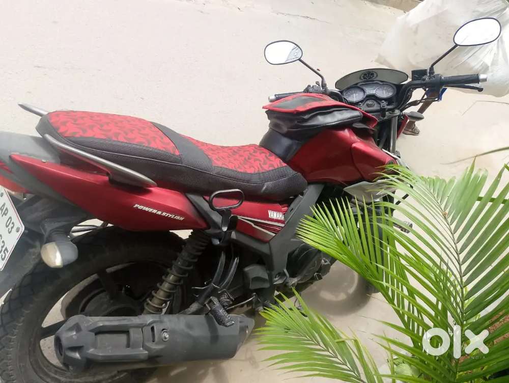 Yamaha sz rr 2013 model