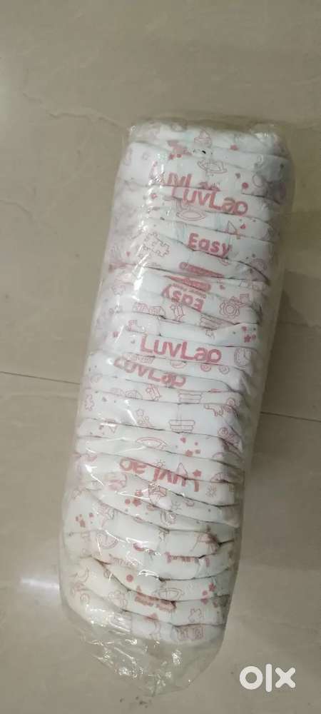 Kids Diapers m size 7 rupees each littles
