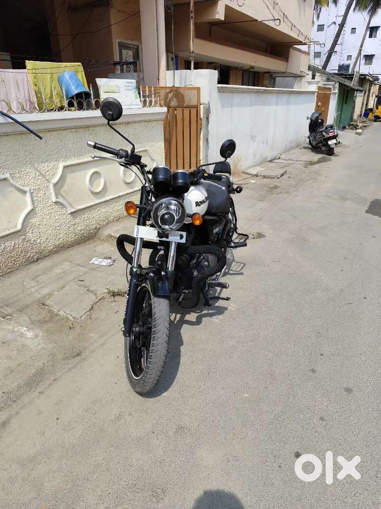 ROYAL ENFIELD THUNDERBIRD 350×