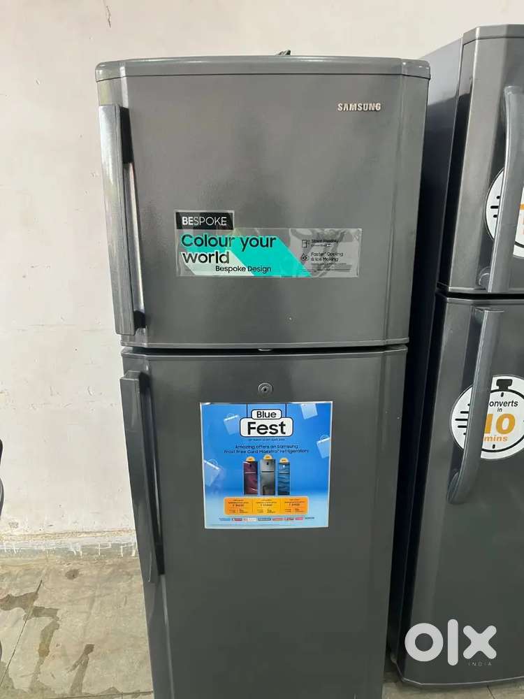 Doubles door fridge with warranty and good condition