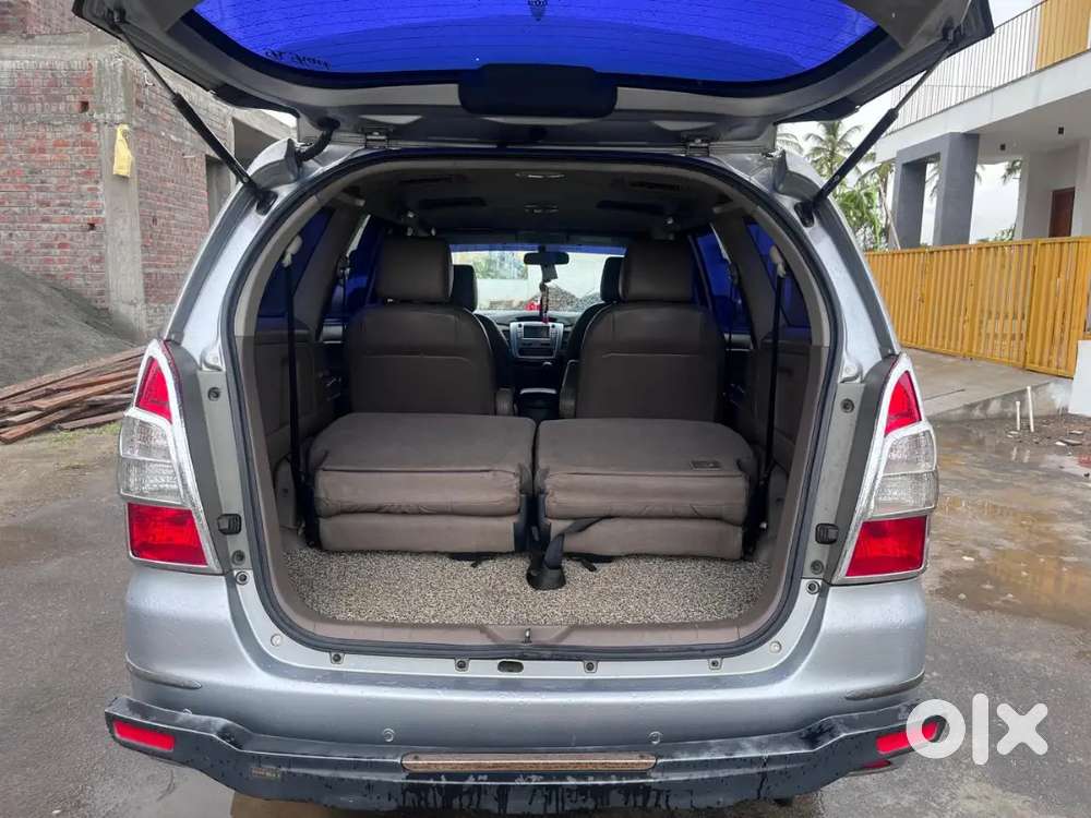 Toyota Innova 2015 Diesel Well Maintained
