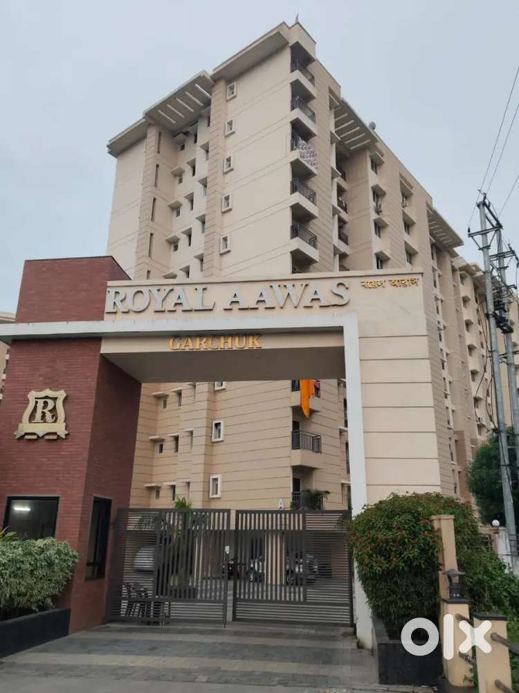 Brand new 3BHK flat leting for Small Family only